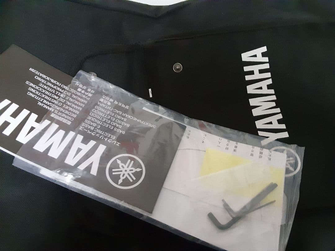 メルカリ便 Yamaha ヤマハ trbx304 エレキベース ケース付き - メルカリ