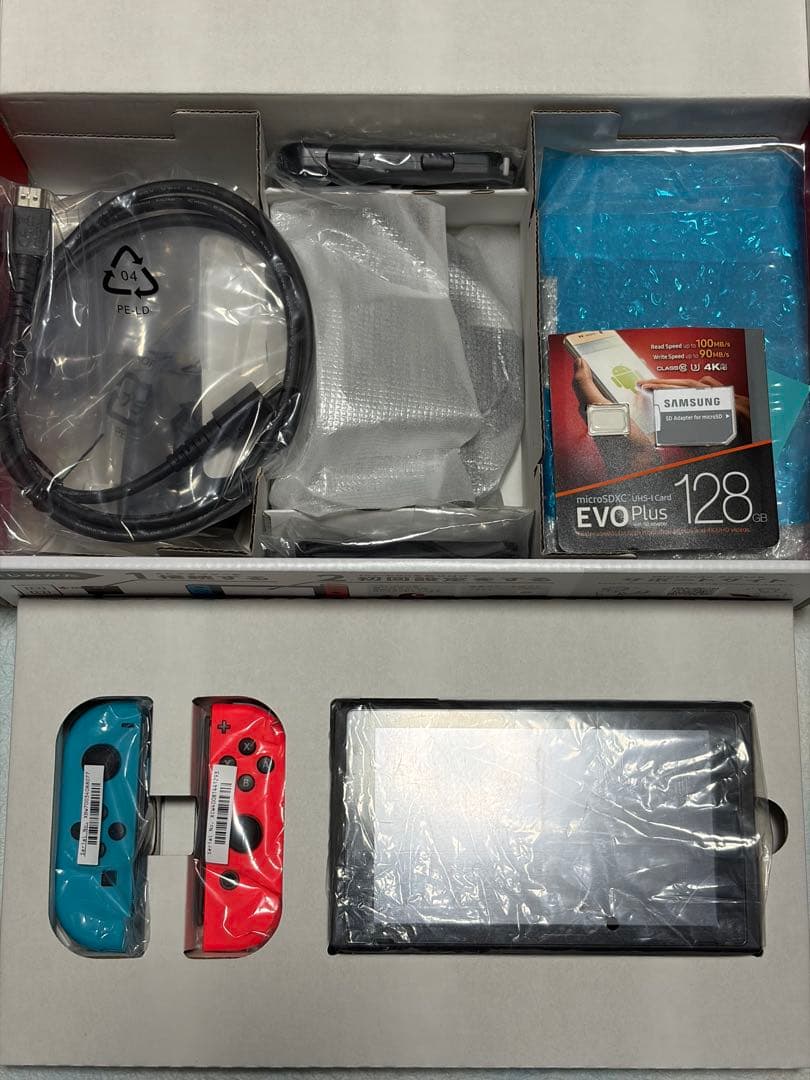 128GB Nintendo Switch 本体 青/赤