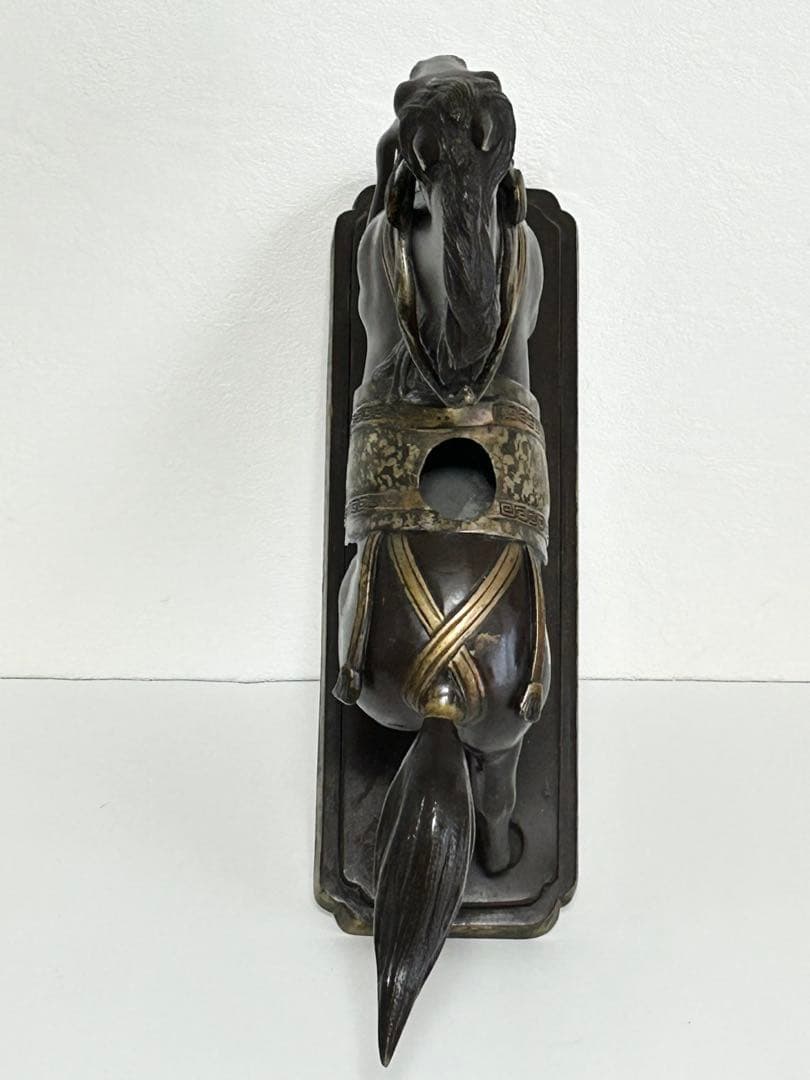 銅製　騎馬武者像