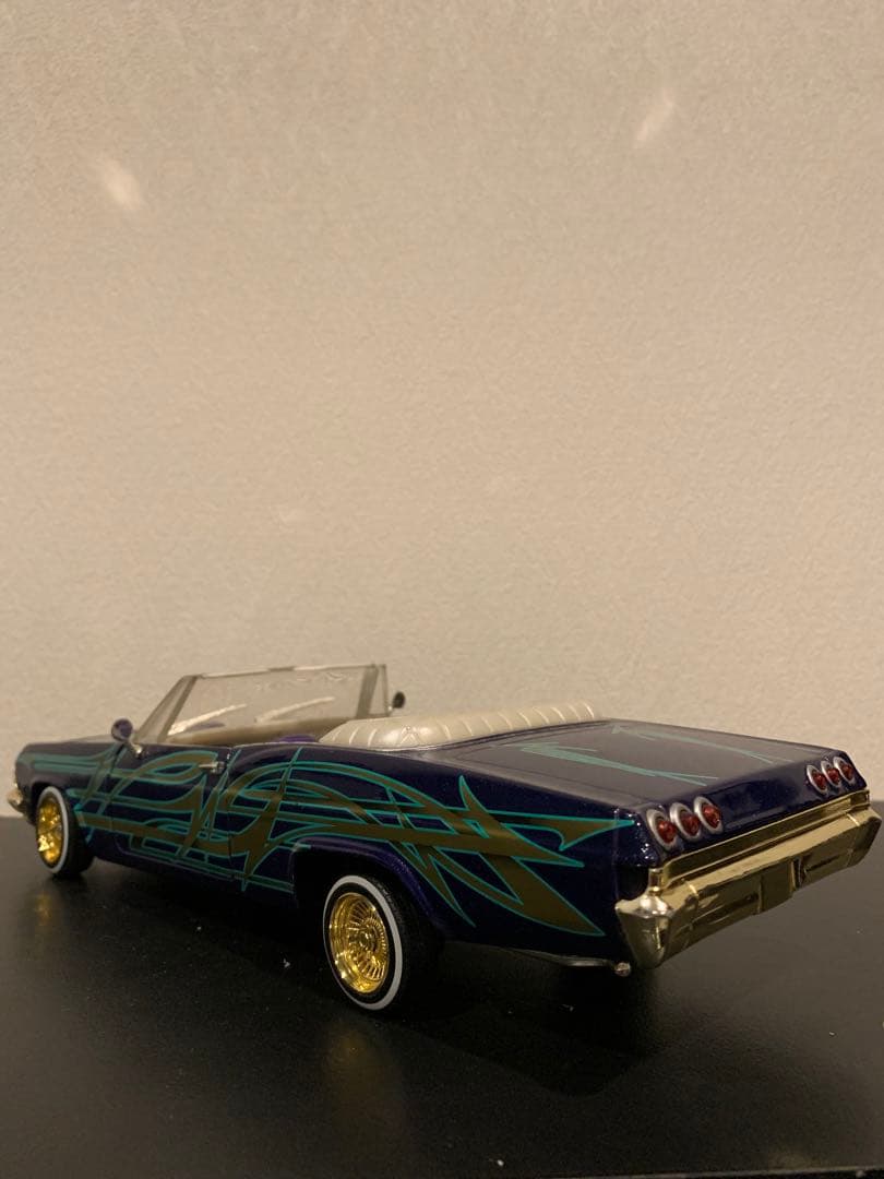 稀少1/18 65インパラ　ローライダー