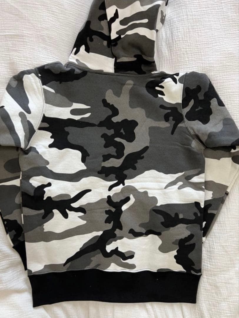 トップス Supreme Zip Up Hooded Camo Small box