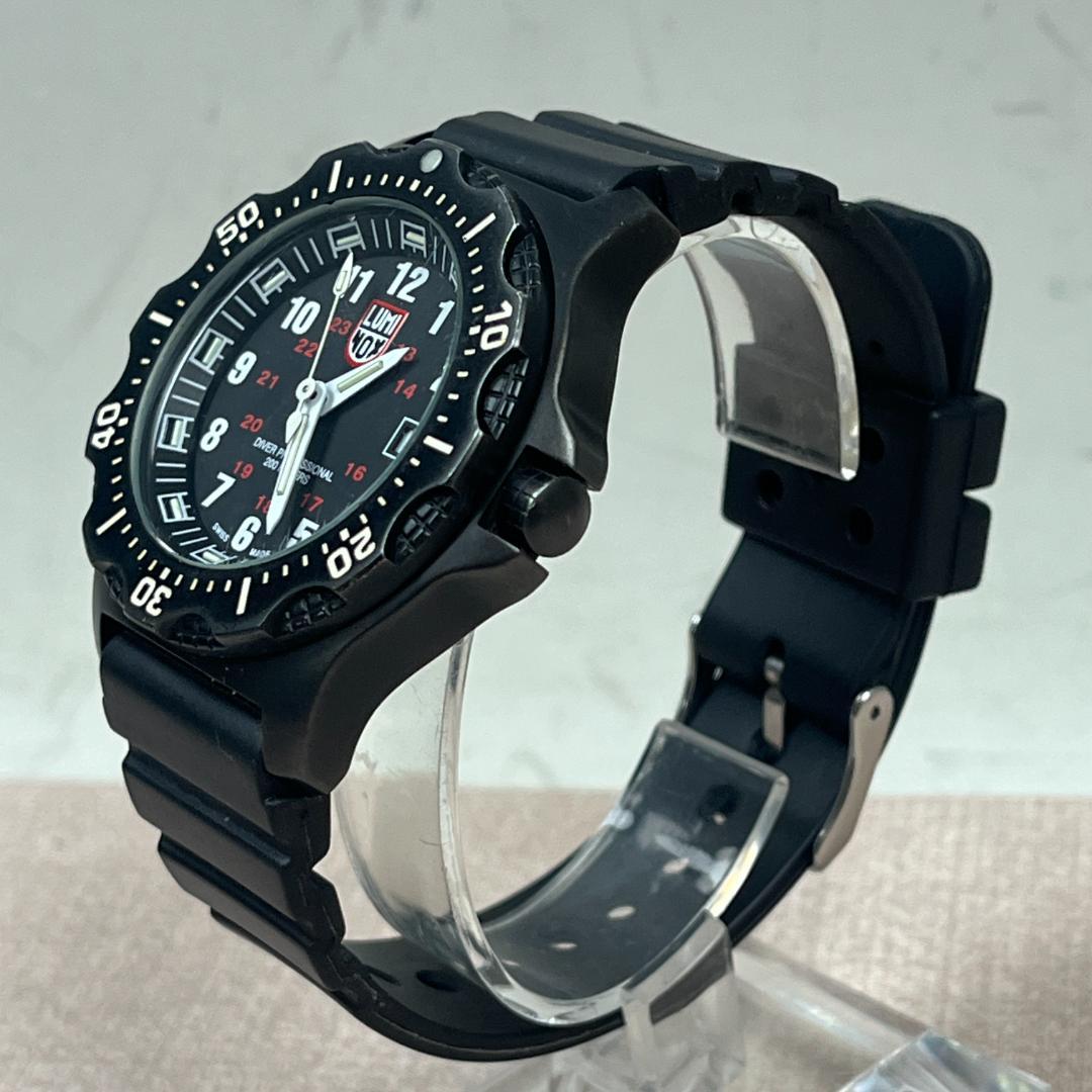 55 LUMINOX ルミノックス 8400シリーズ 防水機能 200M 腕時計