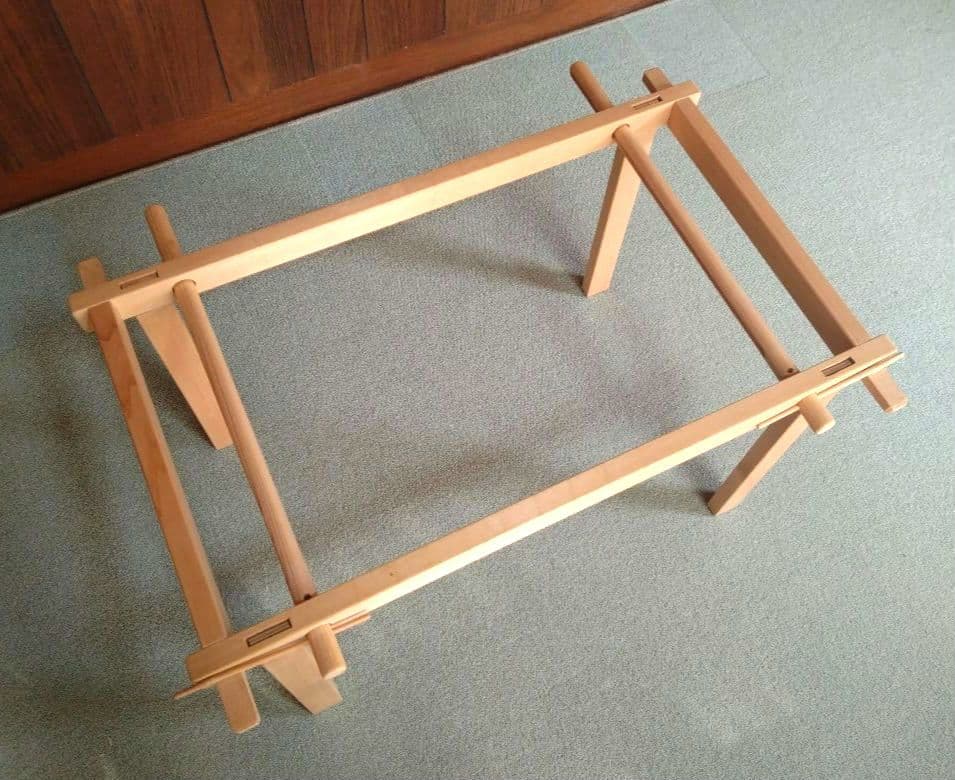 日本刺繍　刺繍台