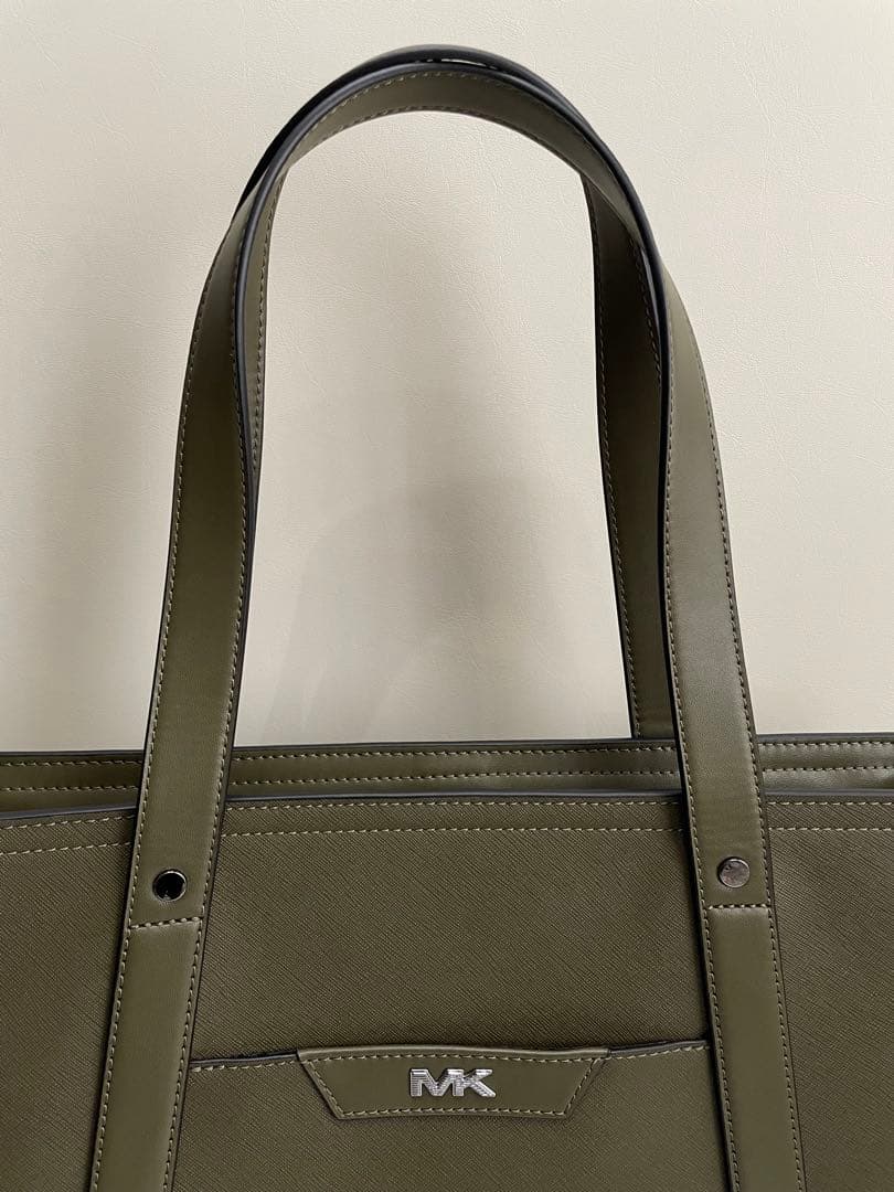 【新品未使用❤︎】MICHAEL KORS オリーブビジネスバッグ　マイケルコース