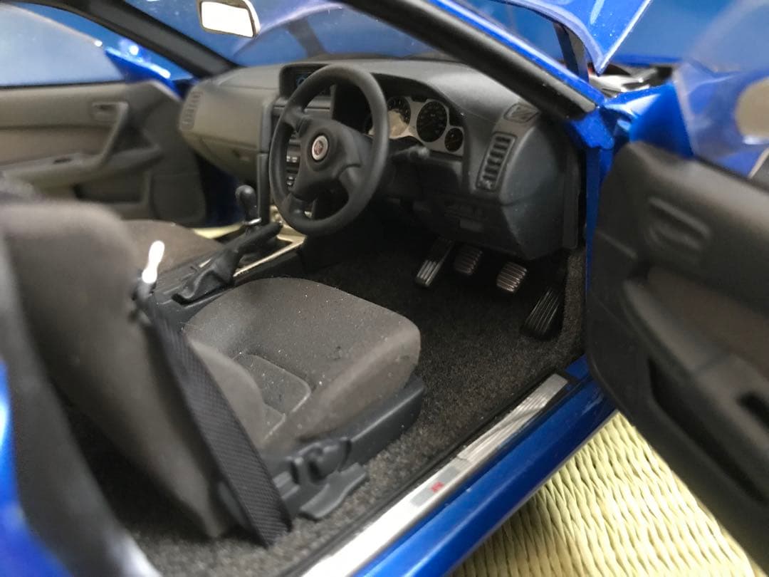 1/18 オートアート スカイライン BNR34 V Spec 2