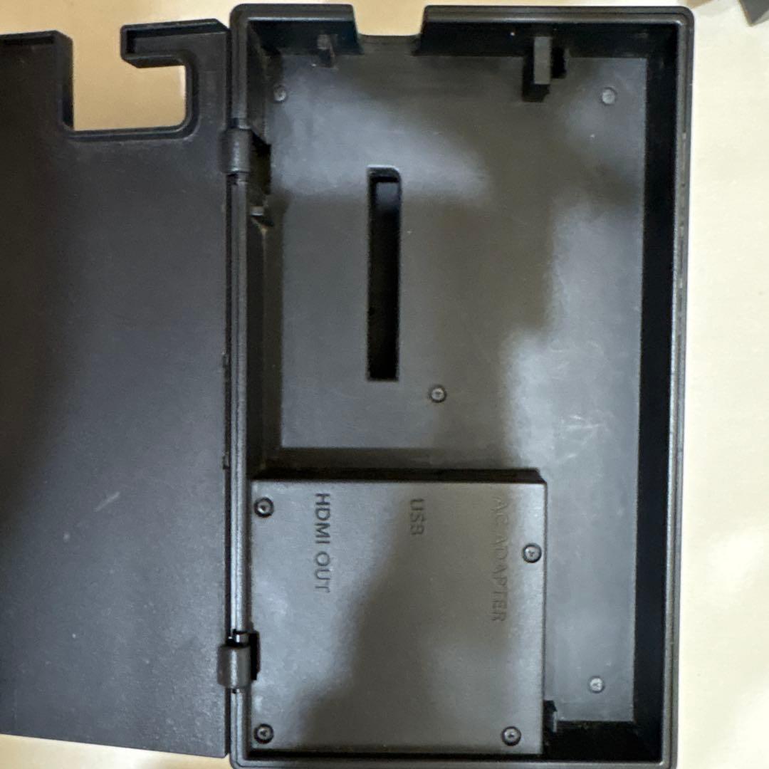 Nintendo Switch本体箱付き コントローラー付き【ジョイコン不良】