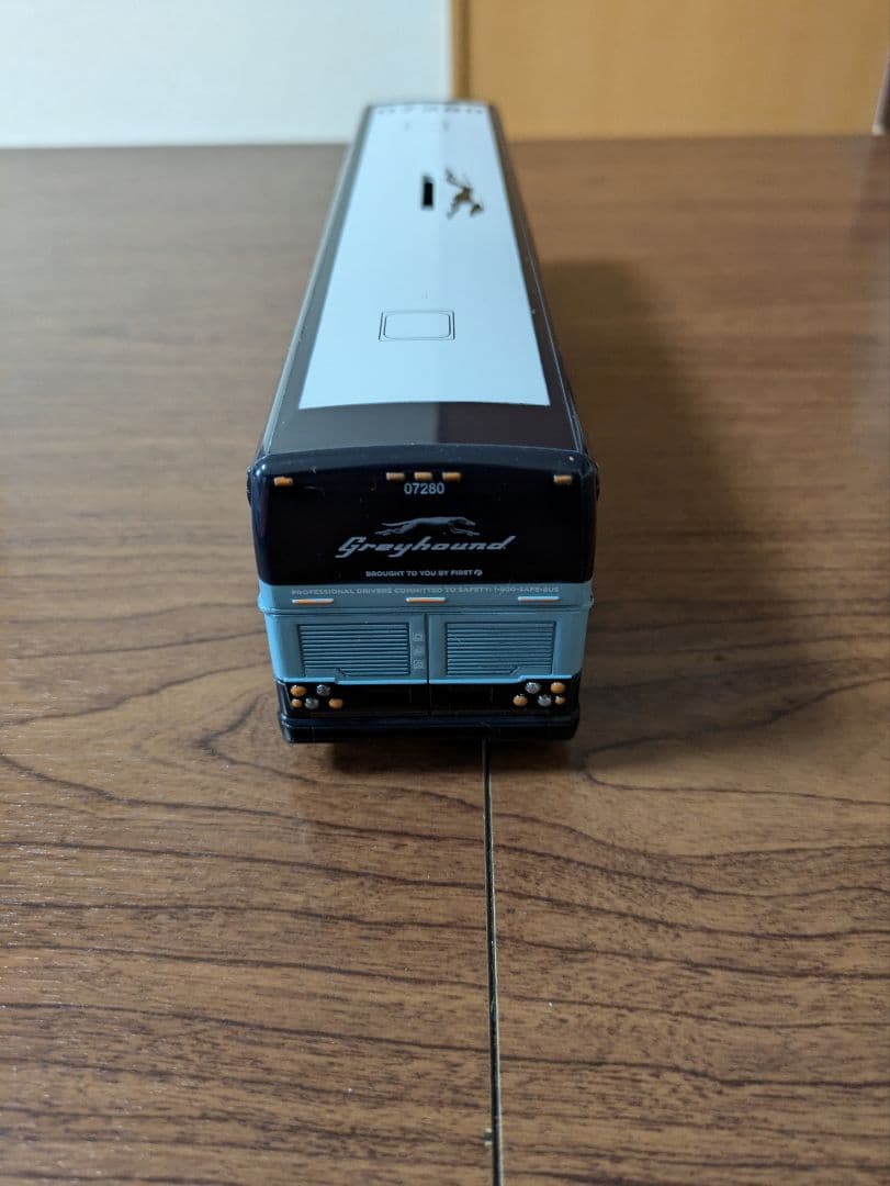 Greyhound BUS BANK ミニカー 　貯金箱
