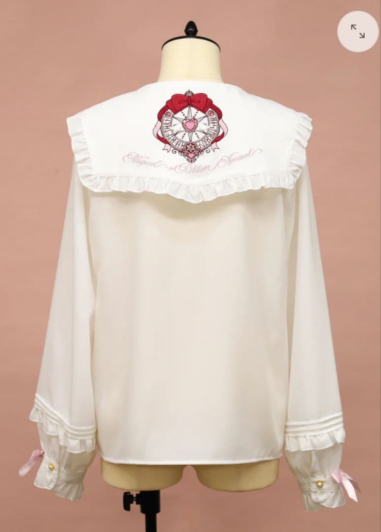 アマベル、Magical Ribbonフリルスカート＆ブラウス