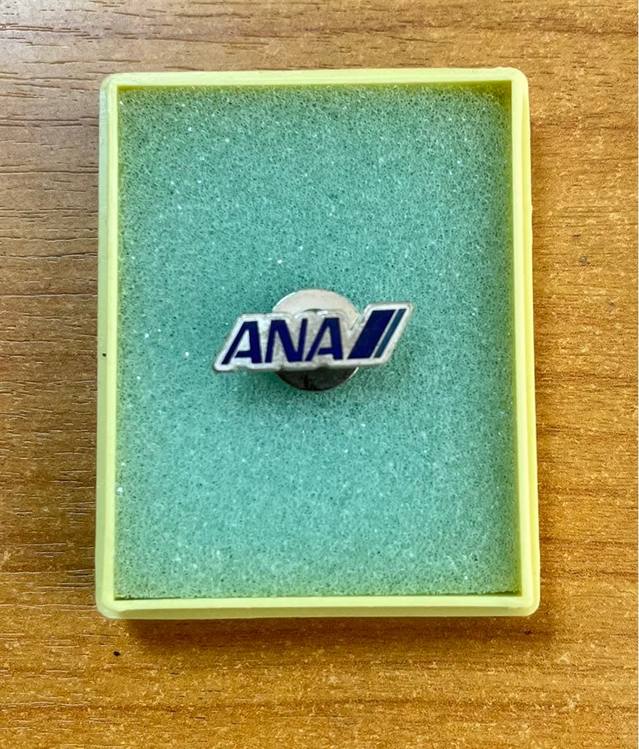 ANA 全日空 社章 襟章 ピンバッジ - メルカリ