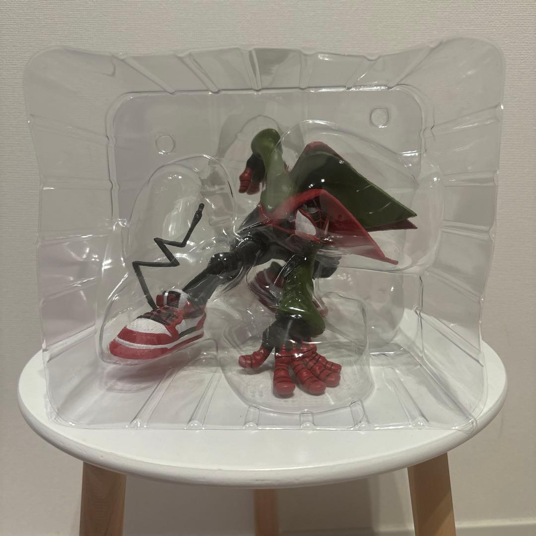 Sideshow アンルーリーインダストリーズ スカーレットスパイダー