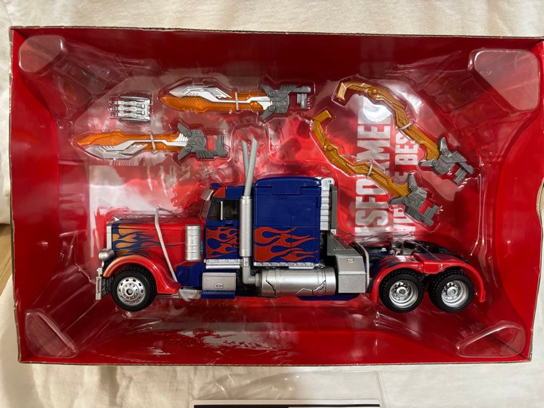 トランスフォーマー MB-11 オプティマスプライム