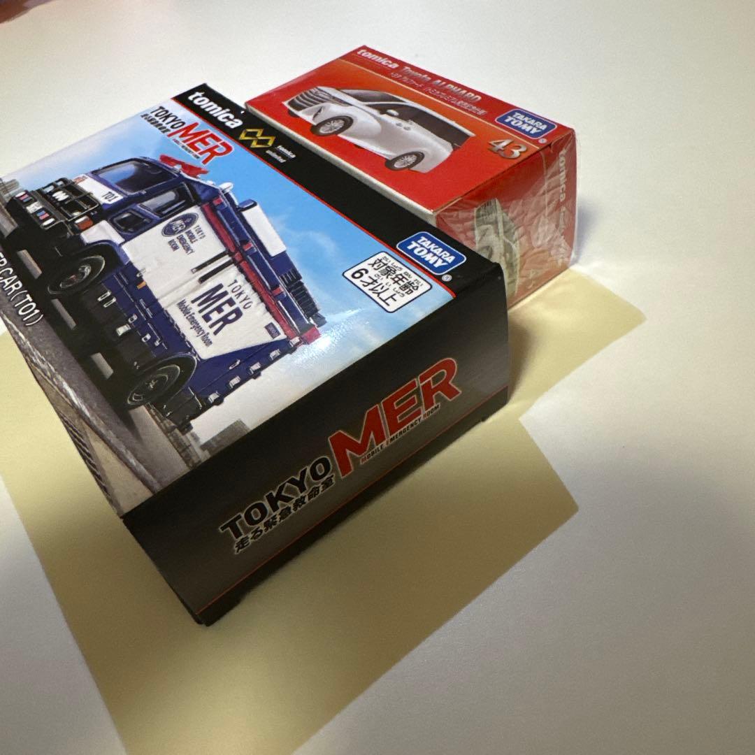 トミカプレミアム　アルファード　東京MER TO1