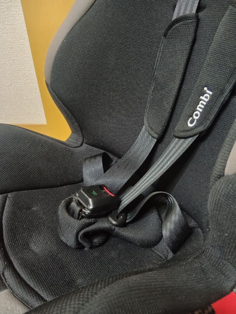 コンビ チャイルドジュニアシート ママロン エッグショック CF