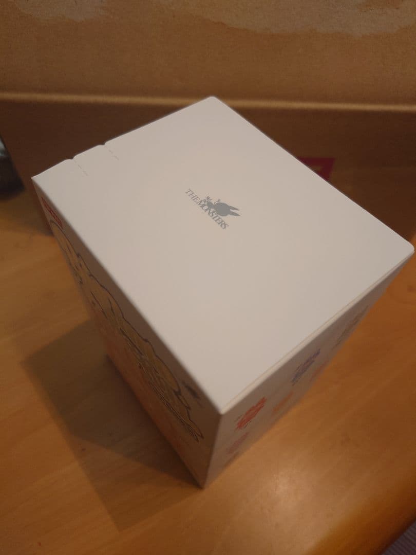 ラブブ LABUBU Big into Energy シークレット 正規品