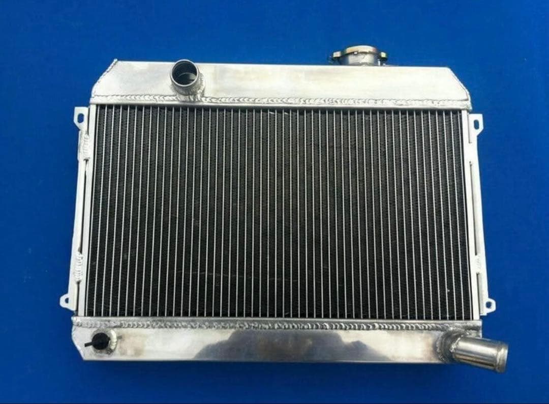 専用‼️510系 ブルーバード ダットサン ラジエーター MT用 3層 技術でレースを席巻、510ブルーバード | KURU KURA（くるくら）