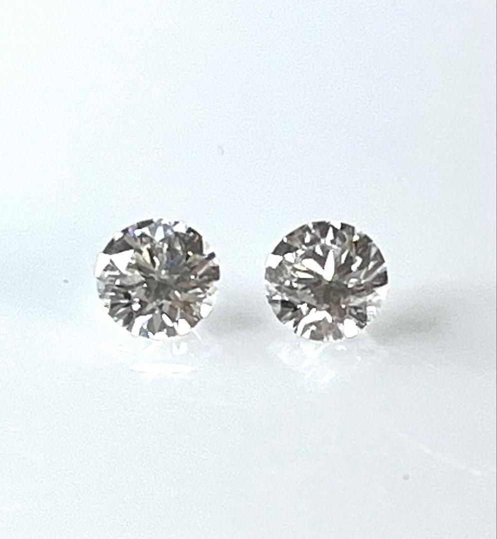 PT天然ダイヤモンドピアス 計0.6ct 中央宝石研究所 ソーティング付き