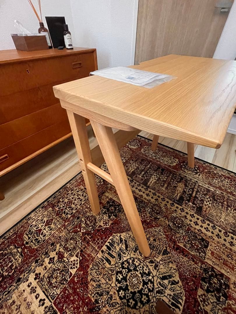 新品！コンパクトデスク