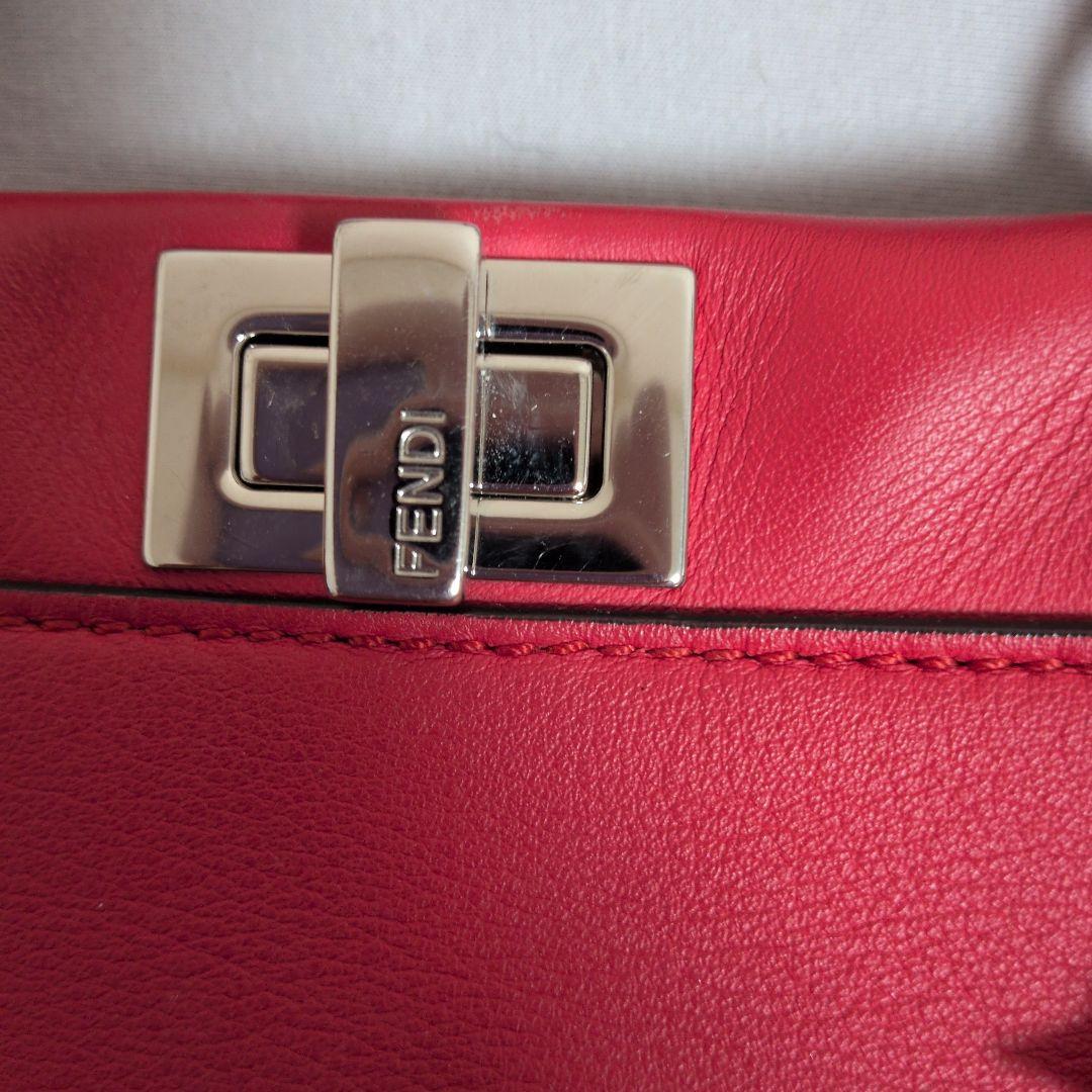 FENDI ピンク レザー ショルダーバッグ