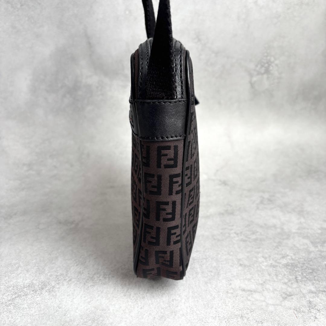美品 FENDI ズッキーノ クロスボディ FFロゴ ショルダーバッグ - メルカリ