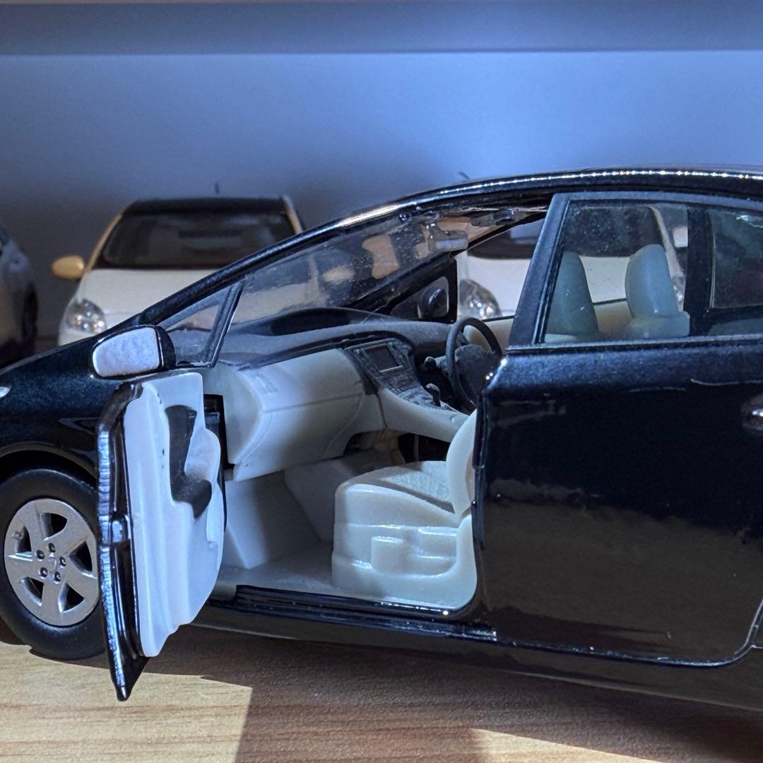 【非売品】トヨタ プリウス カラーサンプルミニカー 1/30