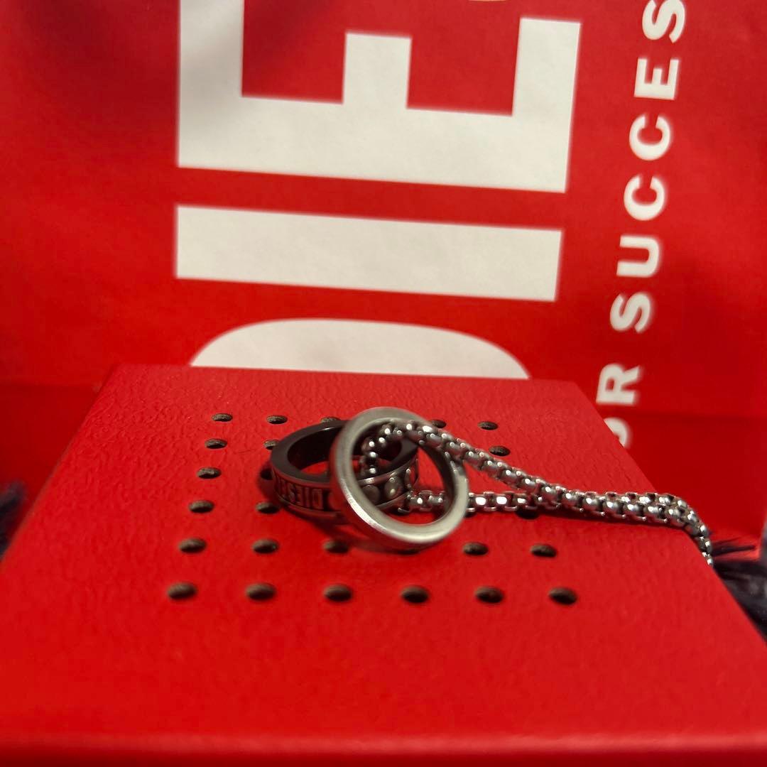 DIESELユニセックス リング シルバー ネックレス