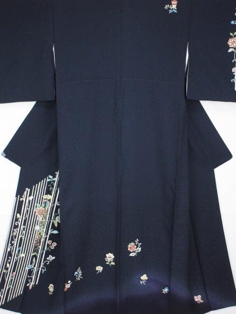 新品同様！アールデコ柄＊手描き＊濃いネイビー＊高級＊訪問着