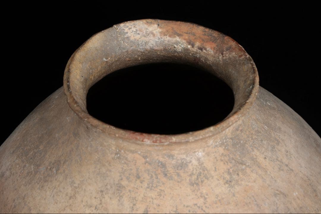 朝鮮美術 須恵器 新羅土器 壺 新羅無細土 出土品 木製台座 箱