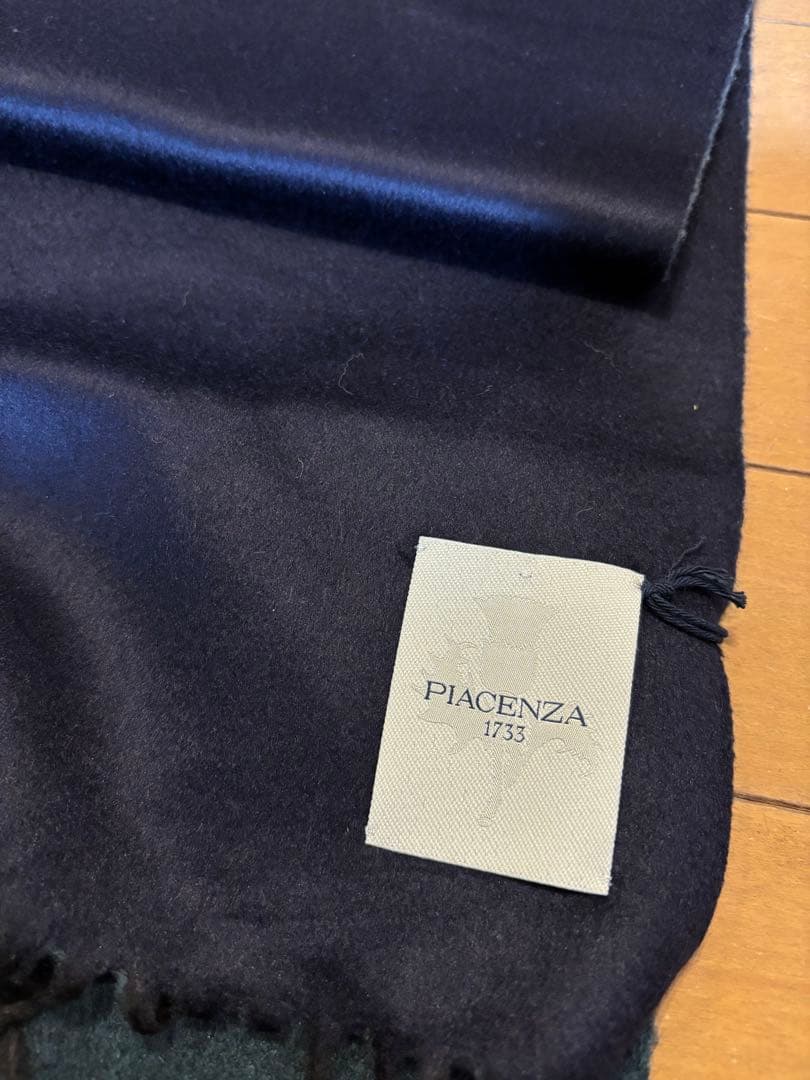 PIACENZAマフラー リバーシブル ネイビー✖️ダークグリーン - メルカリ