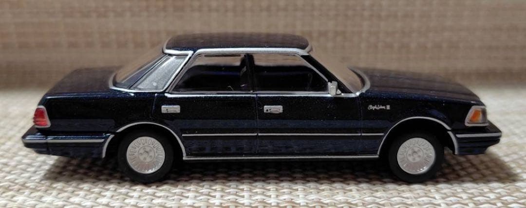 TLヴィンテージLV-N199b トヨタクラウン4HT 3.0ロイヤルサルーンG
