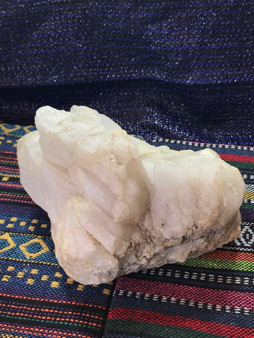 ◉約2.1kg【マダガスカル産水晶/原石】クリスタルクラスター