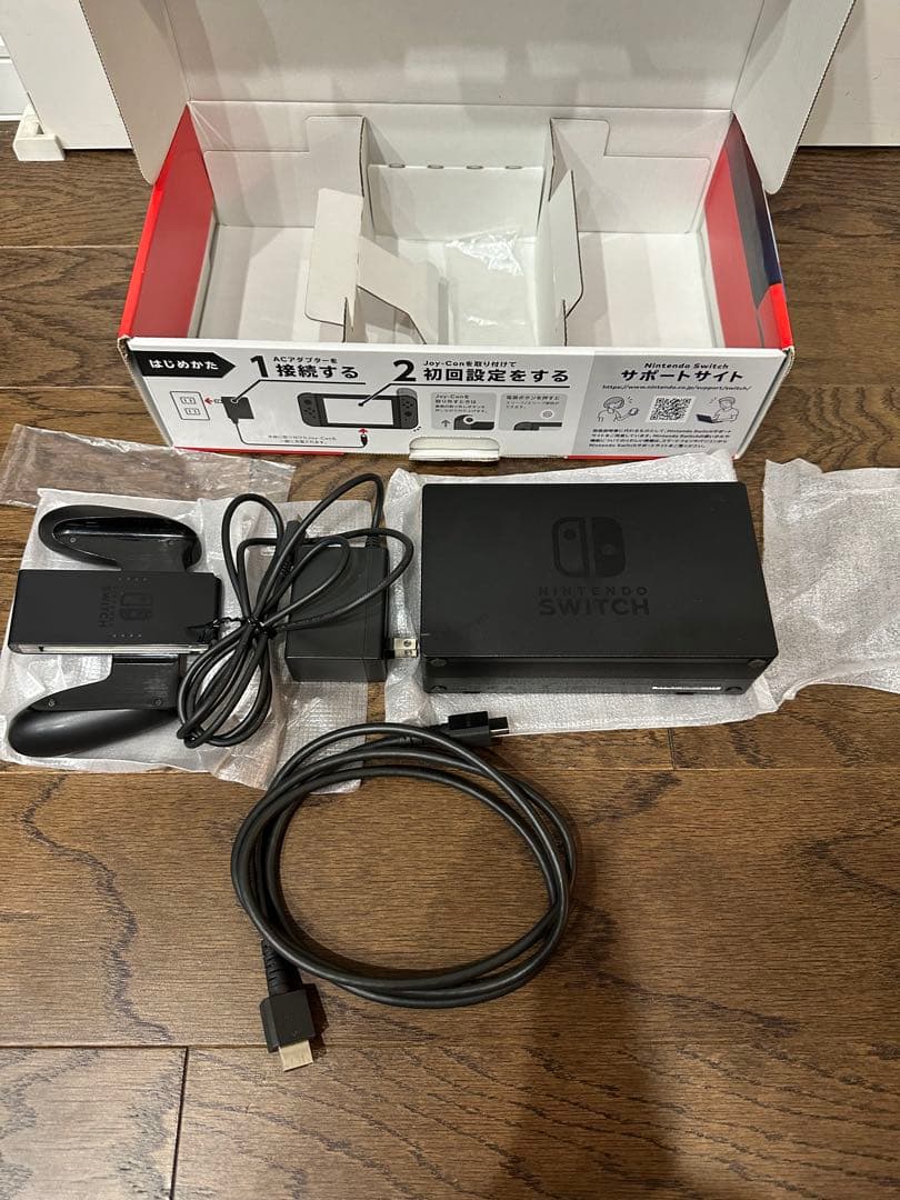 Nintendo ニンテンドー Switch ジョイコン欠品 2020年製001