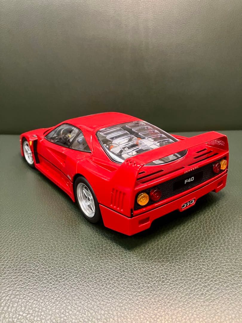 ゆ*プ様 Ferrari F40 ミニカー KK-SCALE 1/18 赤