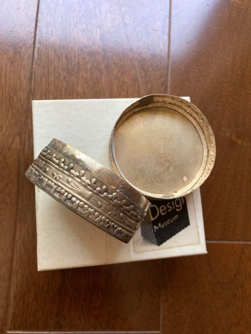 National Design museum 陶器 ボックス 小物入れ 青白 丸