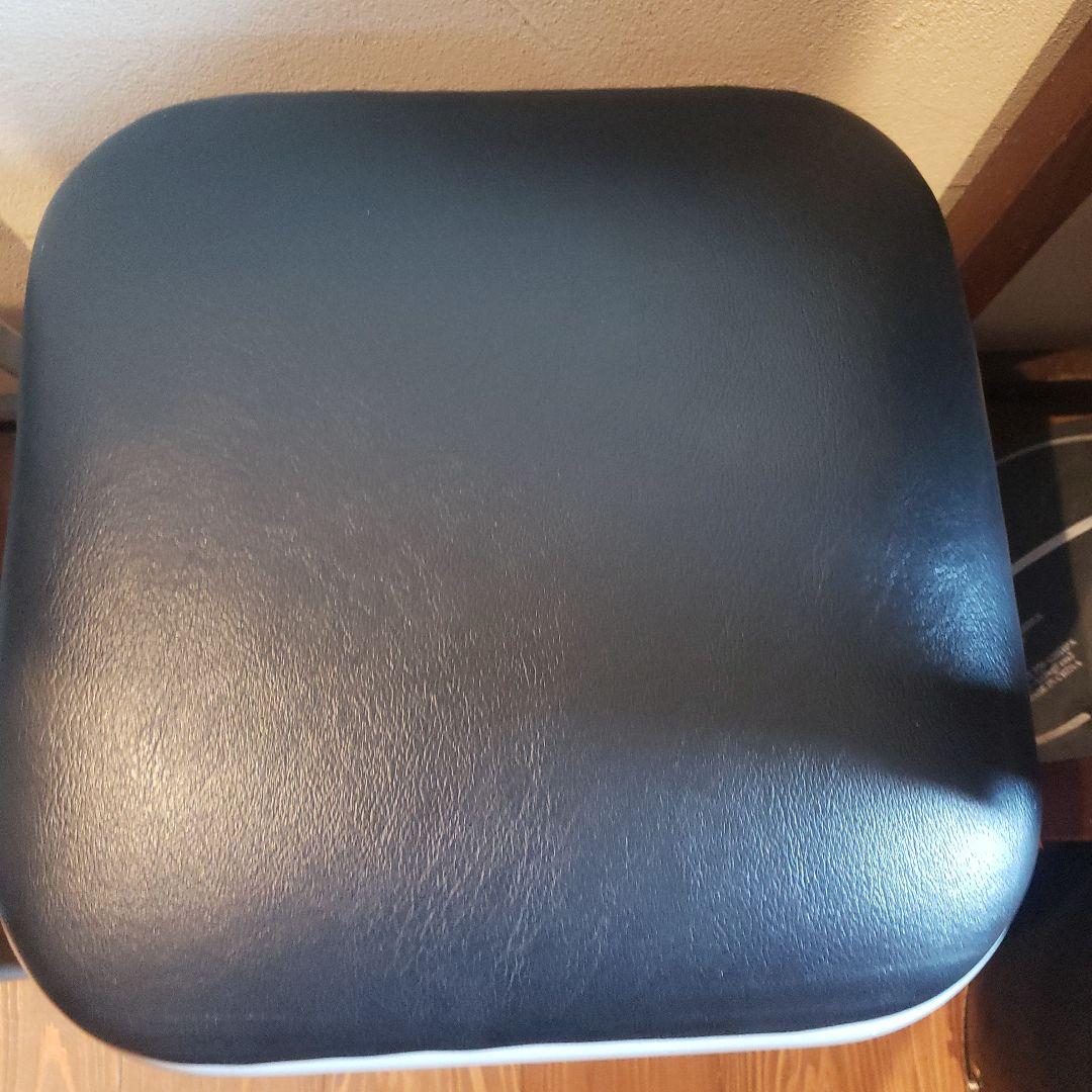 LYONスツール　P.F.S. パシフィックファニチャー　廃盤品　2脚セット