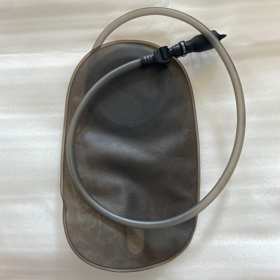 used 米軍放出品 CAMELBAK製 キャメルバック 黒 ハイドレーション 米軍