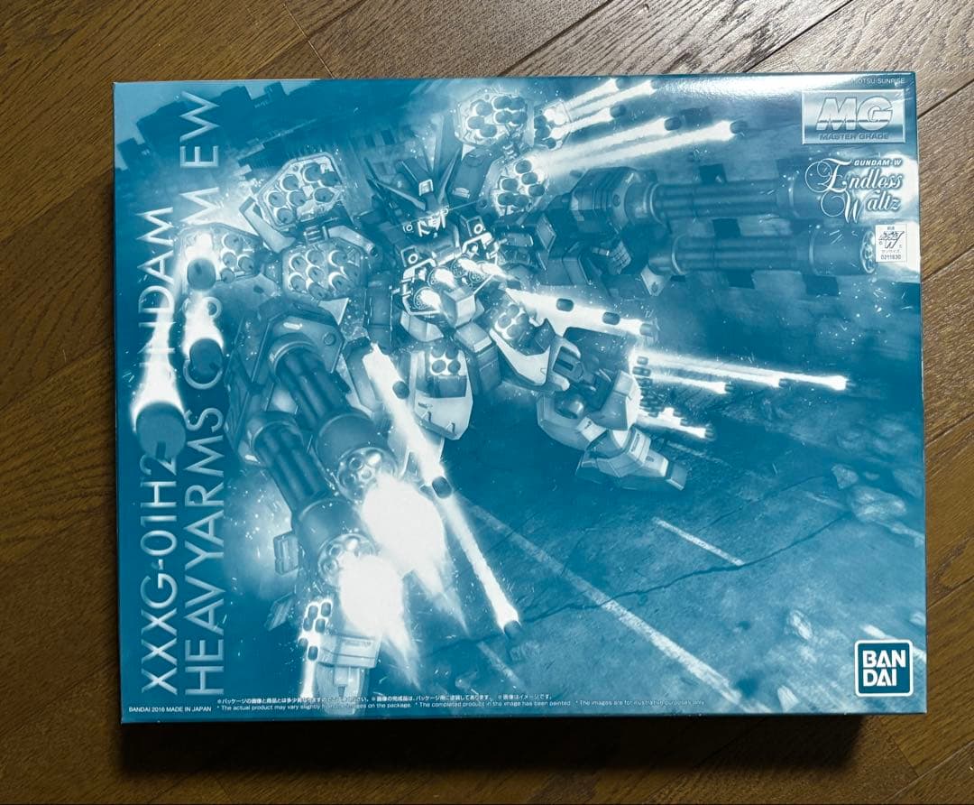 MG ガンダムヘビーアームズ改 バンダイ MG 1/100 ガンダムヘビーアームズ改 EW MG 1/100 ガンダム