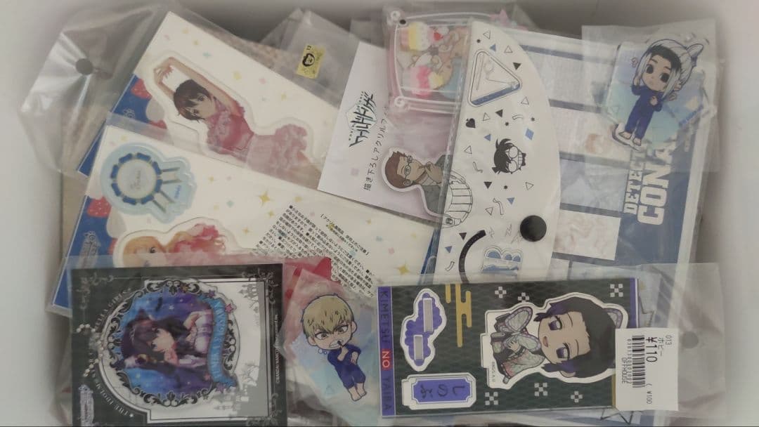 アニメグッズ　大量まとめ売り1000点以上
