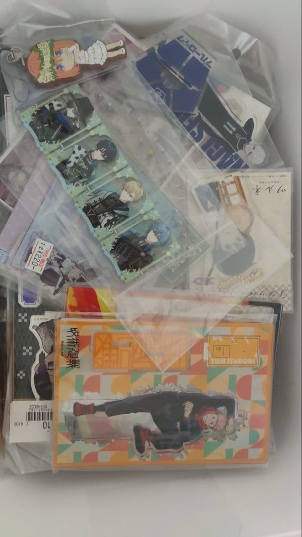 アニメグッズ　大量まとめ売り1000点以上