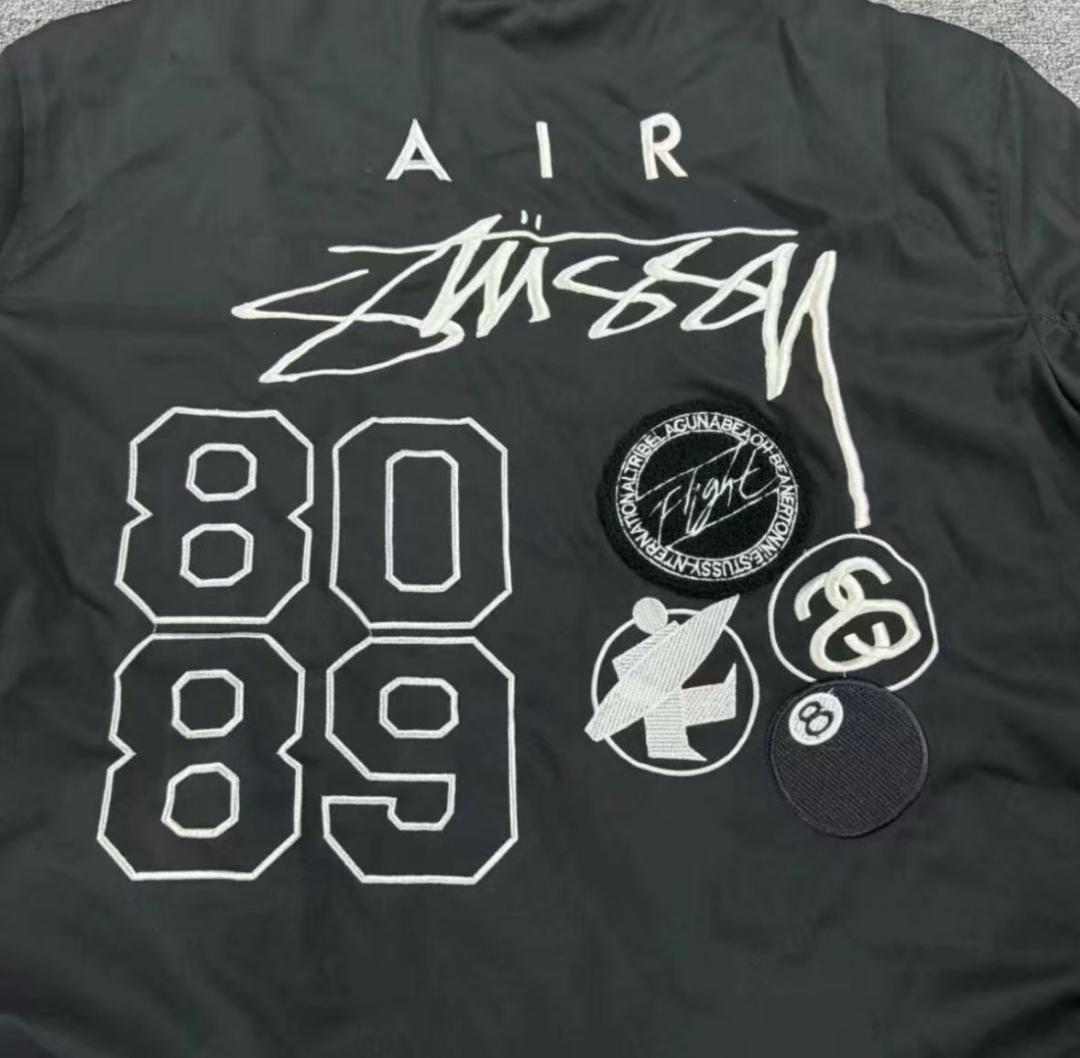 ブラックジャケット