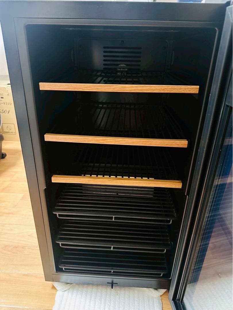 ほぼ未使用品✨SAKURA WORKS ワインセラー SA22-B