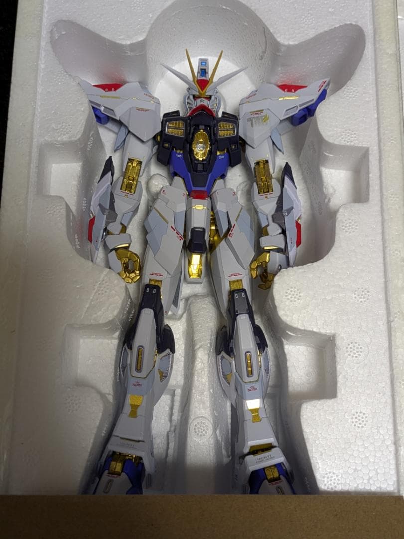 L BUILD メタルビルド ストライクフリーダム SOUL BLUE