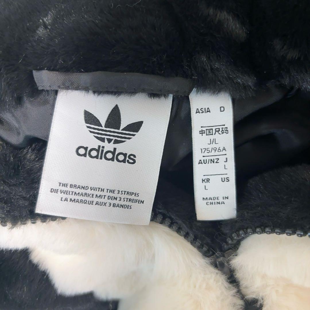 adidas フェイクファージャケット
