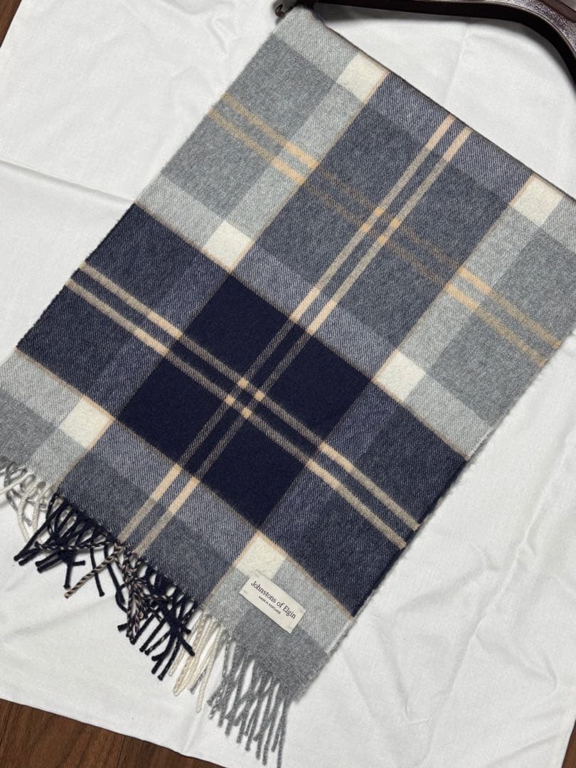 まもなくセール終了 ジョンストンズ Silver Bannockbane - メルカリ