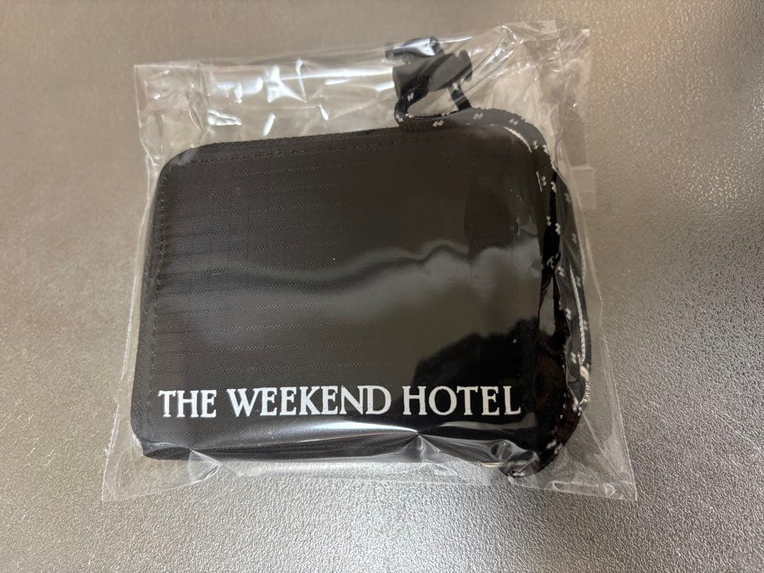 THE WEEKEND HOTEL 財布 ウォレット｜TravelPouch(WEEKEND) | TRAVEL