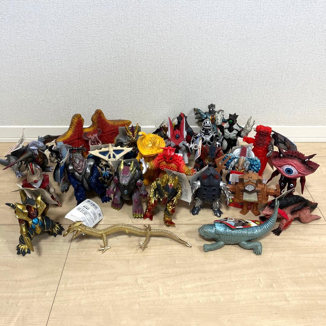 ウルトラ怪獣 ソフビ・ぬいぐるみ まとめ売り Yahoo!オークション