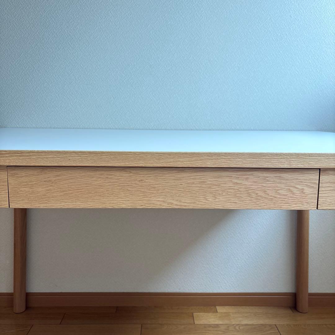 IDEE ダイニングテーブル - STILT TABLE 1200 White