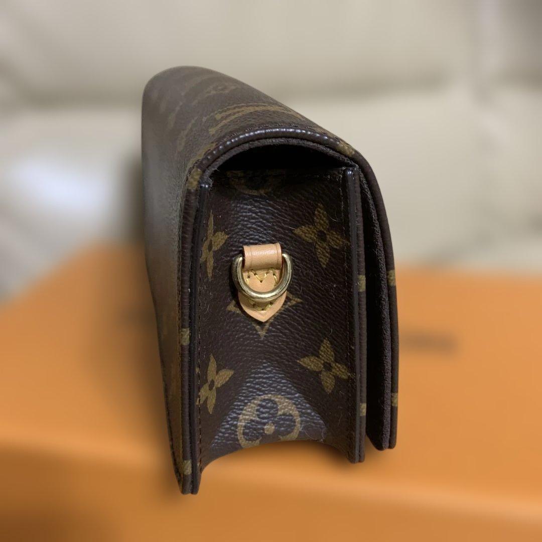 ⭐︎　LOUIS VUITTON ウォレットオンチェーン リリー