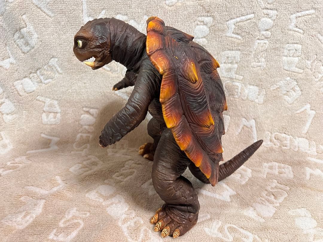 ガメラ 小さき勇者たち 2006 RAH リアルアクション フィギュア トト