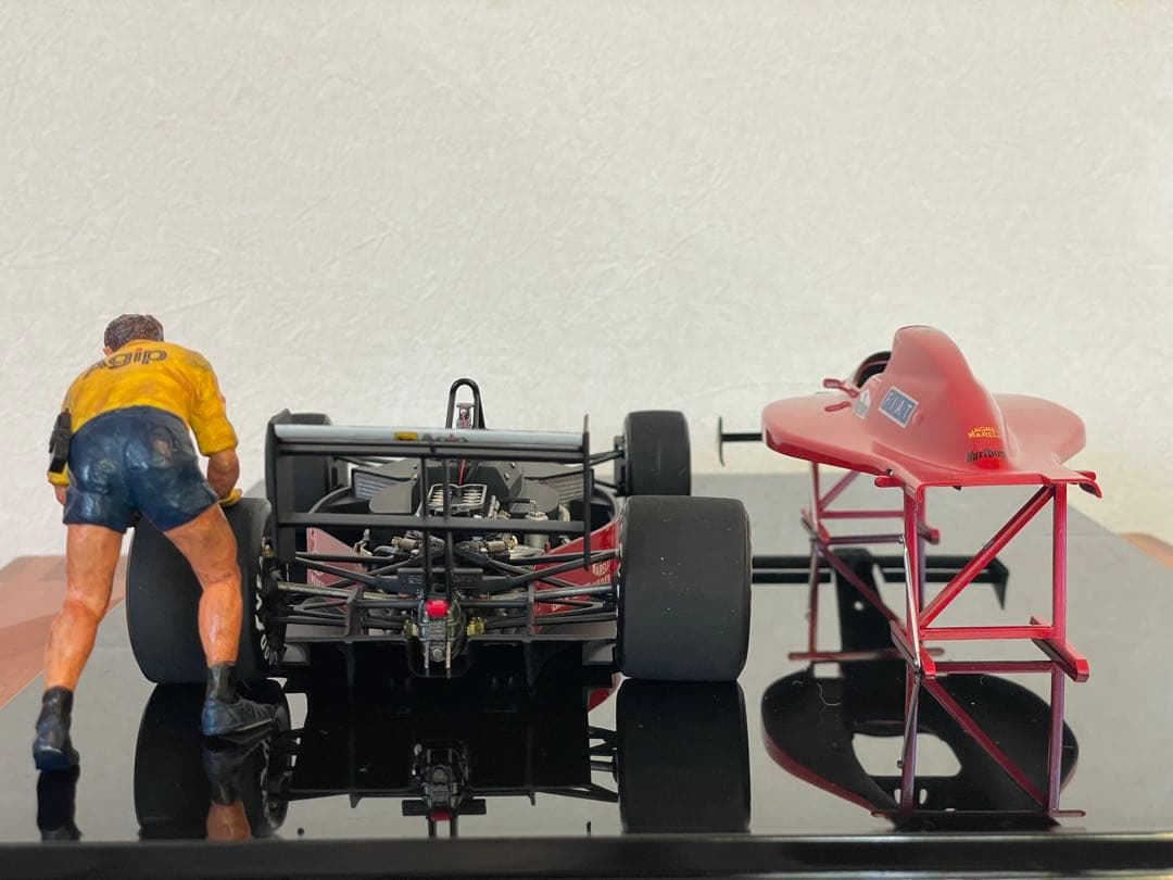 TAMIYA製 Ferrari F189 モデル 完成品フィギュア付