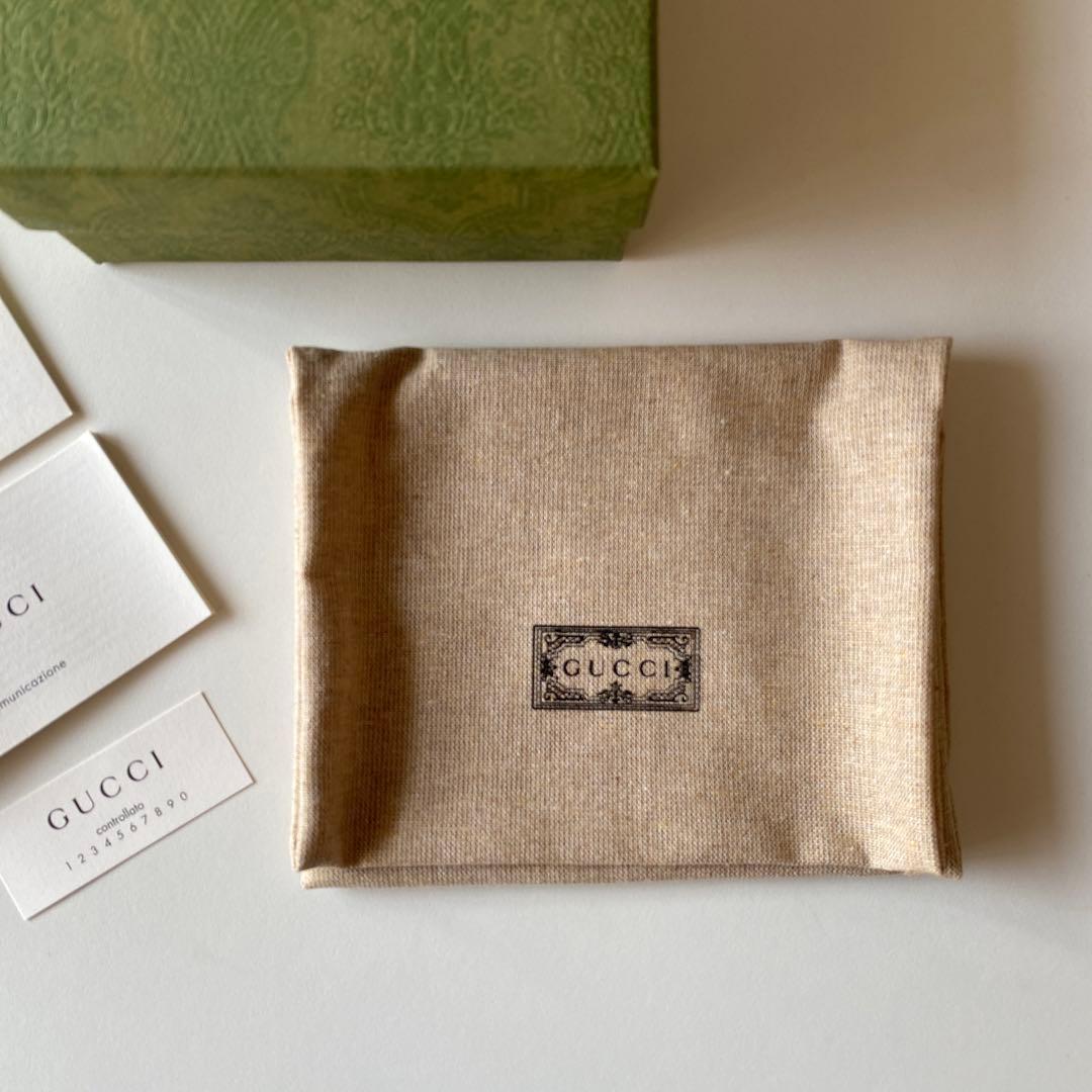 GUCCIドラえもんのミニウォレット コンパクトウォレット